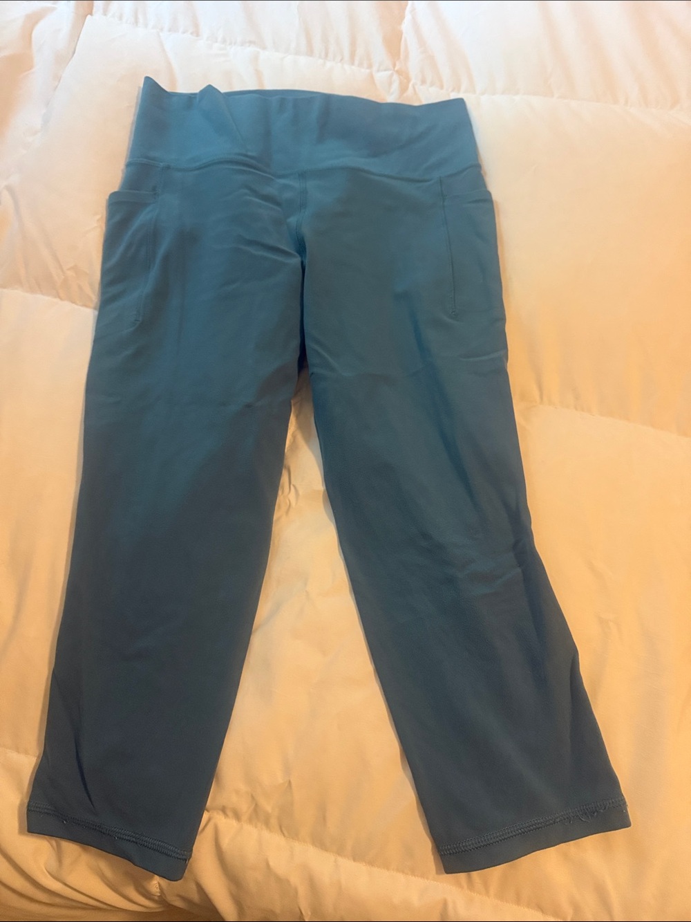 Athleta Teal Stretch Capri Leggings